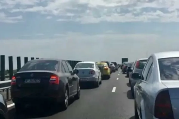 Trafic de COȘMAR pe A2 - risc major de ACCIDENTE! De unde vine PERICOLUL