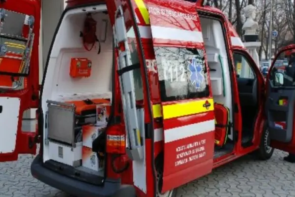 Accident grav de muncă, la o croitorie din Mizil: mâna unei femei, prinsă într-un utilaj