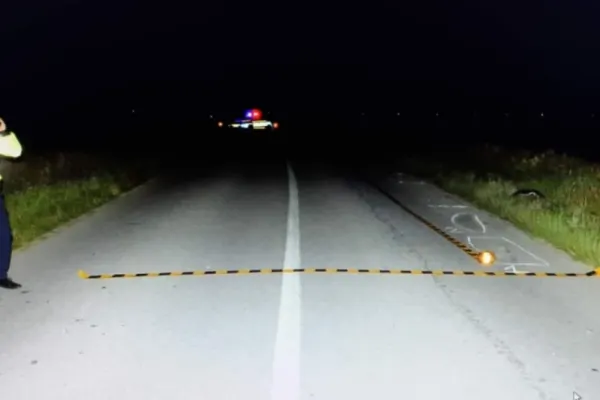 Accidente în lanț, în județul Mureş. Un bărbat căzut pe şosea, lovit MORTAL de două maşini