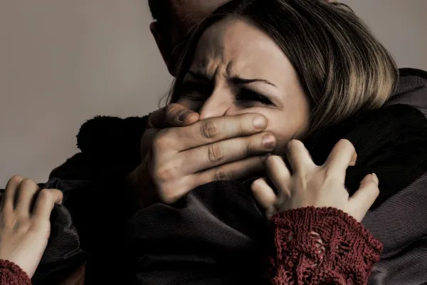 Elevă de liceu, răpită de un tânăr de 19 ani. Cum a fost găsită de polițiști