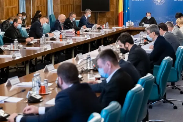 Pentru președinția României și Guvern, Florin Cîțu este încă premier plin. La fel și miniștrii