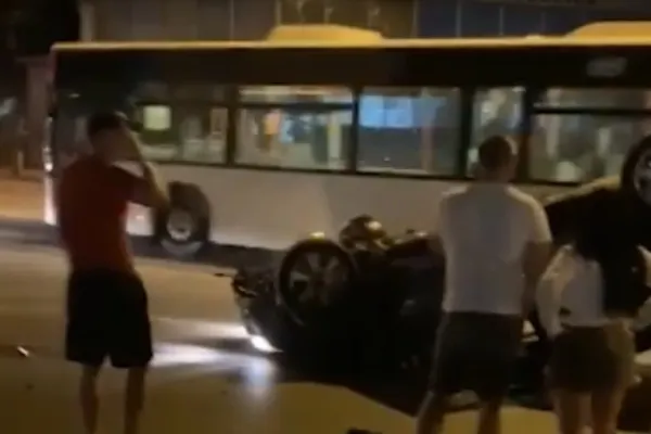 VIDEO Accident ca în filme pe un bulevard important din București