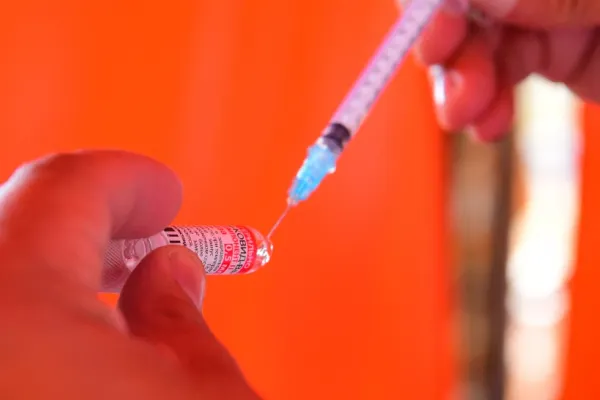Vaccinul Sputnik V, adaptat de Rusia pentru noul val COVID-19 - Ce protecție oferă împotriva tulpinii Delta