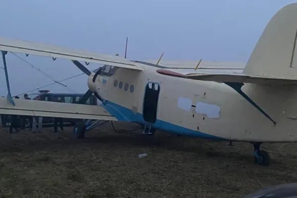 Avion RETRAS la sol. Ce au DESCOPERIT polițiștii