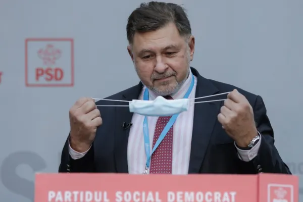 Alexandru Rafila îl tolerează pe Raed Arafat, dar nu prea: „Suntem în stare de alertă, nu de urgență. Măsurile medicale trebuie implementate de Ministerul Sănătății”