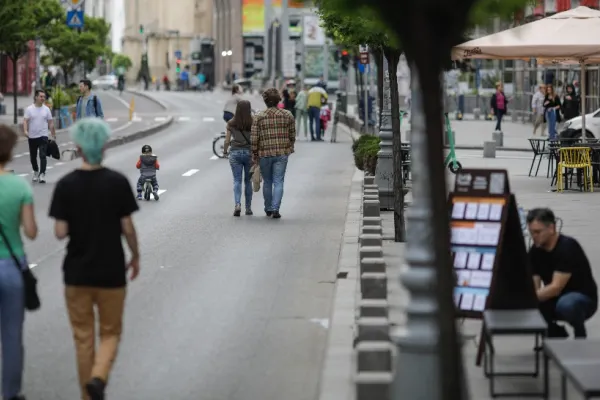„Străzi Deschise-București” revine: 25 de weekenduri pietonale pe Calea Victoriei. Ce trebuie să scrie bucureștenii