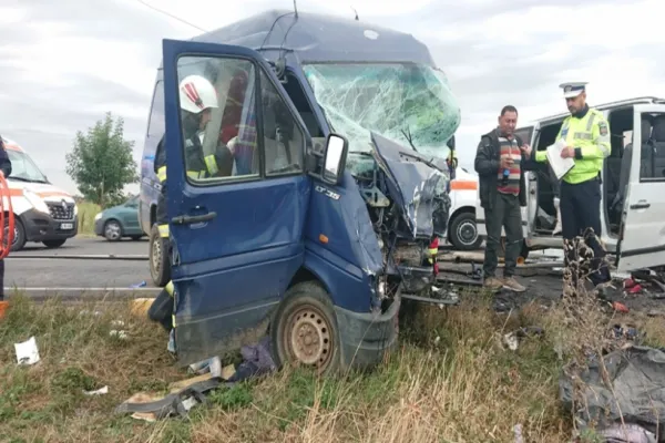 UPDATE FOTO Accident grav, în județul Ialomița: 4 morți și 2 răniți grav