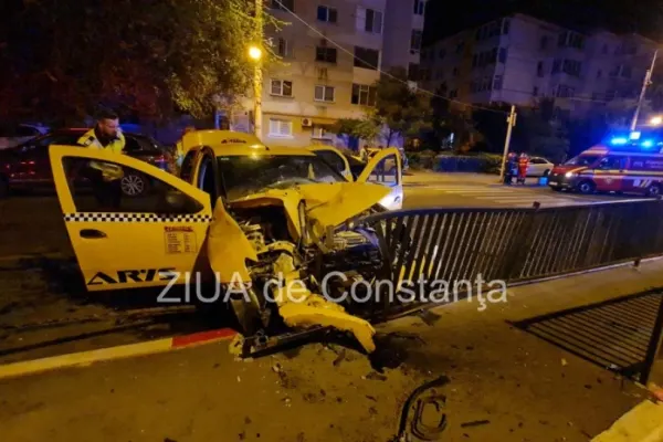 Accident grav, în Constanța: o victimă, după ce un taximetrist a intrat într-un parapet