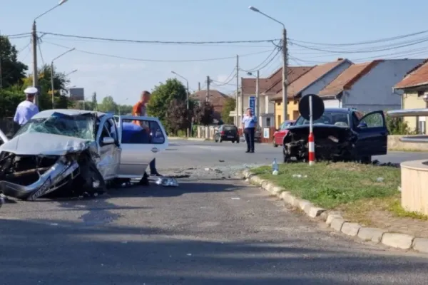 FOTO | 7 victime, în urma unui accident cumplit, în Caraș-Severin