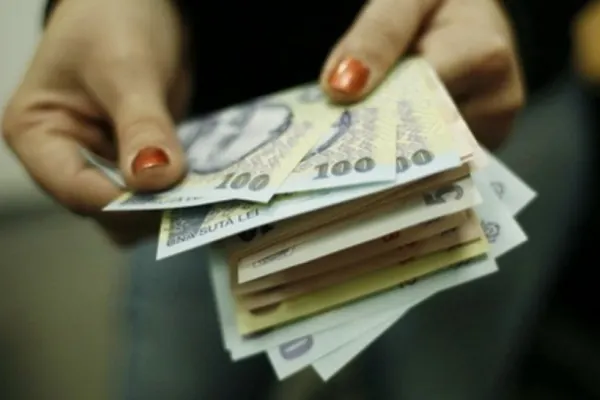 Gabriela Firea: Salariul minim trebuie să țină pasul cu scumpirile în lanț și să crească de la 2 300 la 2.500 lei!