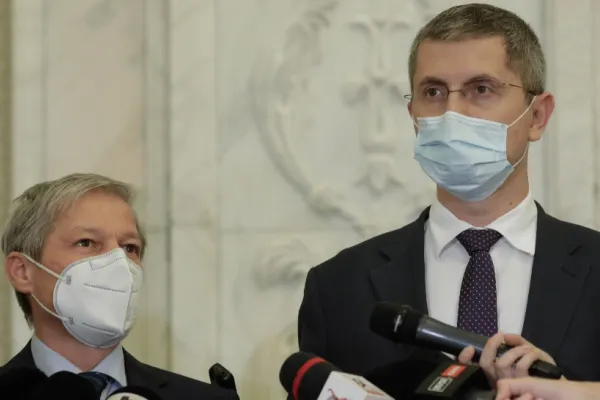 LOVITURĂ de teatru în coaliție! USR-PLUS boicotează ședința de Guvern - Noile CONDIȚII puse lui Florin Cîțu