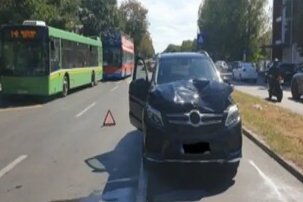 FOTO + VIDEO | Accident TERIBIL în Constanța: pieton SPULBERAT de o mașină