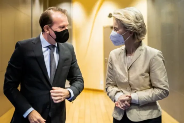 Guvernul a pârât USR PLUS la Comisia Europeană și la guvernele Germaniei, Israelului și Statelor Unite: "Noua alianță ar putea aduce la putere un partid neofascist, xenofob, antisemit"