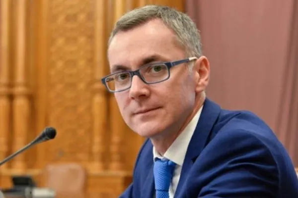 Ministrul revocat al Justiției, la Realitatea PLUS! Stelian Ion, dezvăluiri despre criza provocată de Florin Cîțu, la „Controversat”, ora 21.00