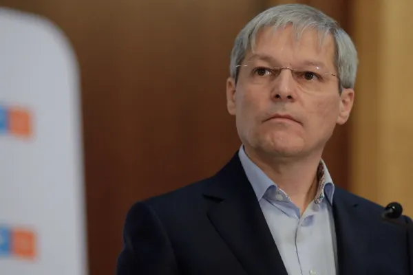 Cioloș, după definitivarea listei cu miniștrii USR și a programului de guvernare: "Mergem până la capăt". Ce spune despre PNL și ce mesaj transmite PSD