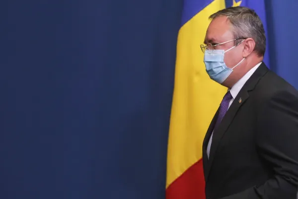 Întâlnire de urgență la Guvern privind măsurile pentru combaterea pandemiei. Printre cei prezenți, Alexandru Rafila, Adrian Streinu-Cercel și Nelu Tătaru