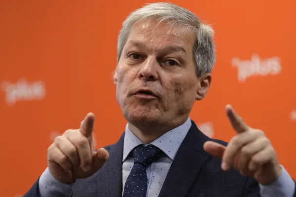 USR face un pas înainte: aprobă programul și echipa guvernamentală. Comitetul Politic, convocat duminică
