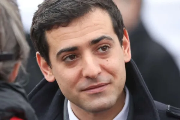 Colaboratorul lui Macron, ales lider al grupului politic Renew Europe în locul lui Dacian Cioloș