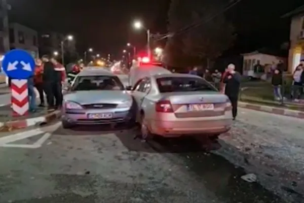 Accidente în lanț, noaptea trecută, pe șoselele din România - Imagini care vă pot afecta emoțional
