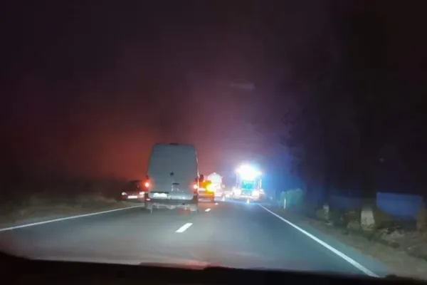 Accident grav la Baia Mare. Un microbuz s-a răsturnat! - 10 persoane implicate, dintre care două RĂNITE
