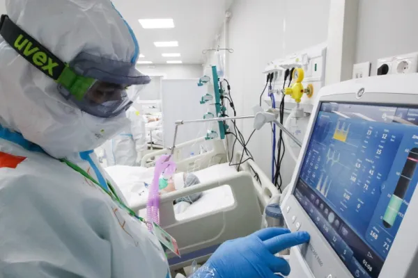 Vladimir Putin reia acuzațiile privind armele biologice dezvoltate de americani în Ucraina