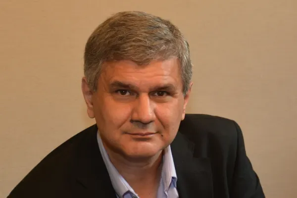 Octavian Jurma, după ce a intuit exact evoluția COVID, iar Ministerul Sănătății a greșit: 15.000 de cazuri pe zi e deja un scenariu optimist