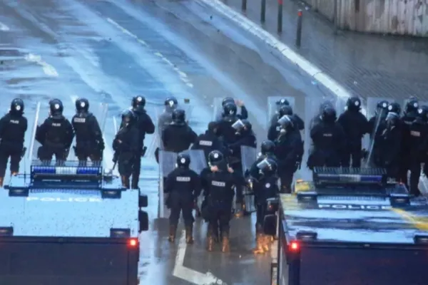 Stare de alertă în Kosovo, după ciocniri violente între contrabandiști și polițiști