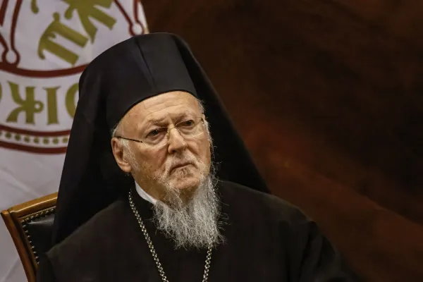 Patriarhul ecumenic al Constantinopolului DENUNȚĂ agresiunea rusă din Ucraina: războiul este "nedrept" şi "neîntemeiat"