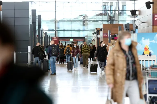 PANICĂ în Vestul Europei! Probabilitate mare ca varianta OMICROM de Covid-19 să fie prezentă și în Germania