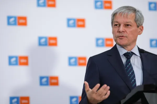Dacian Cioloș, atac la AUR: Trebuie să dea explicații pentru oamenii care au murit din cauza minciunilor propagate