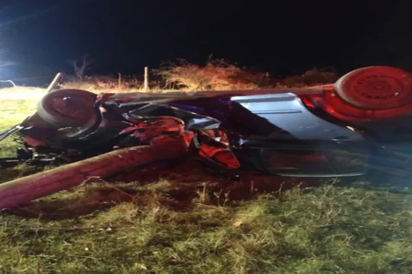 FOTO Accident CUMPLIT în Piatra Neamț: Tânăr de 19 ani, încarcerat. Mașina făcută armonică