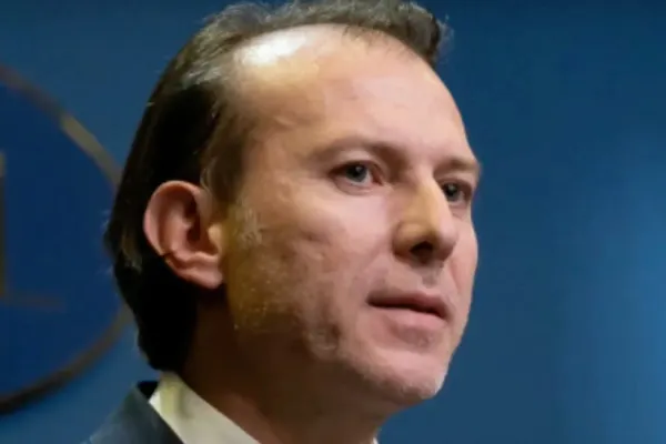 Peste 15 ani, statul NU va mai putea plăti pensiile românilor. Florin Cîțu trage semnalul de alarmă - Sistem în COLAPS