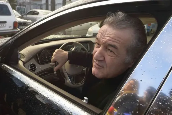 George Becali, implicat într-un accident rutier. Care este starea omului de afaceri