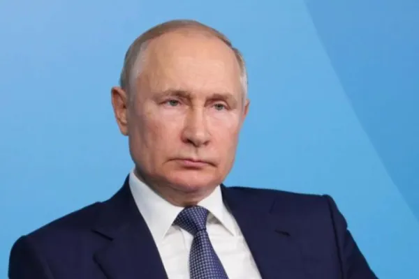 Rușii testează un nou VACCIN nazal! Ce a declarat Vladimir Putin despre campania de vaccinare