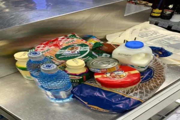 Alimente de bază VÂNDUTE la rație ca în COMUNISM! În ce oraș din România se întâmplă și de ce