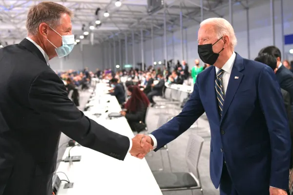 Klaus Iohannis, discuție telefonică cu Joe Biden, pe tema tensiunilor dintre Rusia și Ucraina