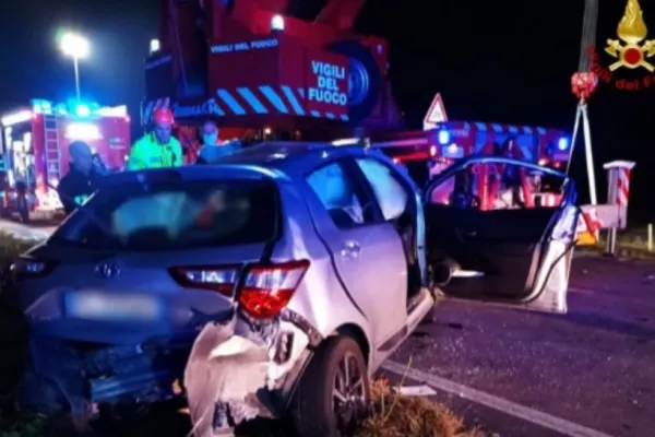 Accident cumplit în Italia: 4 morți, dintre care 3 români
