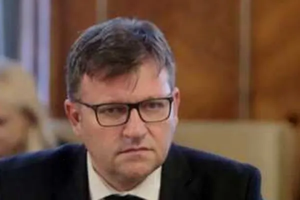 Marius Budăi îi liniștește pe români: "Avem bani pentru pachetul de ajutor social". Ce spune despre MAJORAREA pensiilor și "sperietoarea" concedierilor în masă 