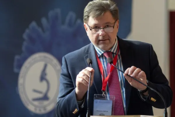 Alexandru Rafila, prima vizită oficială la Roma, întâlnire cu omologul său italian - ASTĂZI. Discuții cu copii români internați la „Bambino Gesu”