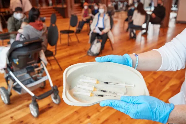 Germania ia în considerare administrarea celei de-a treia doze de vaccin anti-Covid