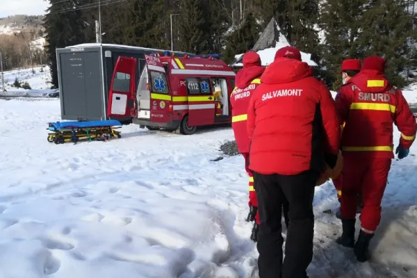 FOTO | 2 accidente grave de snowmobil, în Maramureş: 1 mort și 2 victime