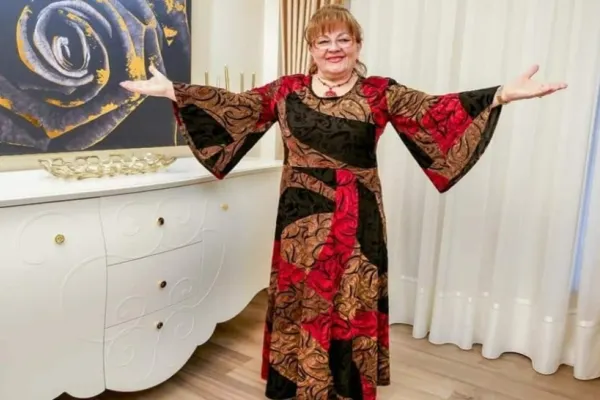 Lumea artistică, în stare de ȘOC!  O îndrăgită solistă de muzică populară, RĂNITĂ GRAV într-un accident de circulație
