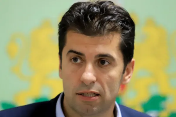 Un om de afaceri de 41 de ani, absolvent de HARVARD, noul prim-ministru al Bulgariei