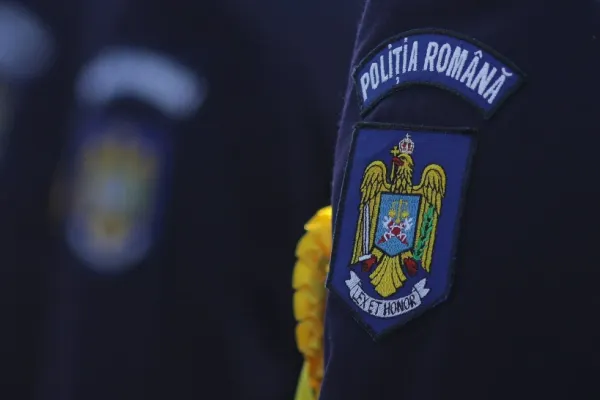 MĂSURI speciale la trecerea în 2022, în orașe și la munte - CÂȚI polițiști vor fi la cele 170 de evenimente de Revelion