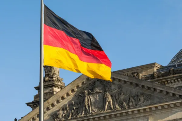 Germania a aprobat VACCINAREA obligatorie pentru personalul MEDICAL. Care este următorul pas al guvernului de la BERLIN