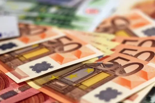 Câți bani pierde România din cauza pensiilor speciale, în 2022 - Miliarde de euro din PNRR, amenințate de pensionari de lux