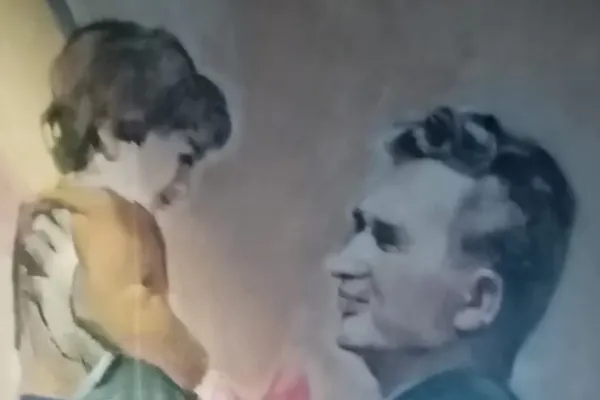 All-inclusive în "Epoca de Aur". Pentru nostalgici, cazare într-un apartamentul înghețat și câteva ore de stat la coadă