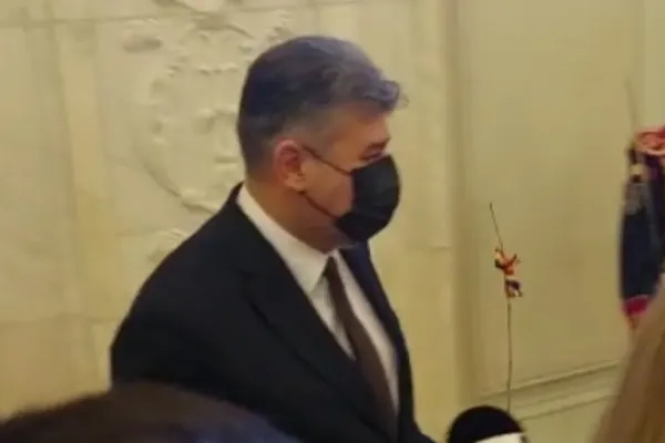 AUR a dus nuiele în Parlament pentru liderii partidelor, de Moş Nicolae. Cum a reacționat Marcel Ciolacu