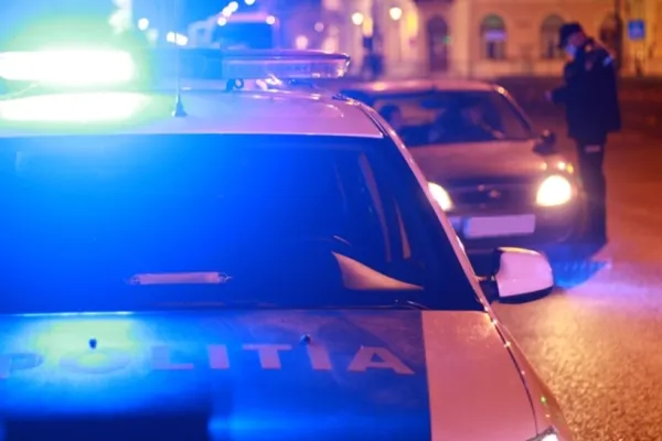 Bărbat găsit mort într-un apartament din Pitești. Polițiștii au făcut o constatare ȘOCANTĂ