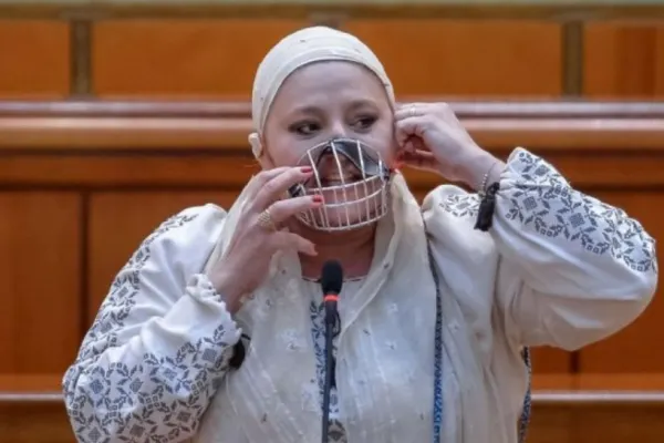 VIDEO Presa din Italia a explodat, poza DIANEI ȘOȘOACĂ este pe prima pagină